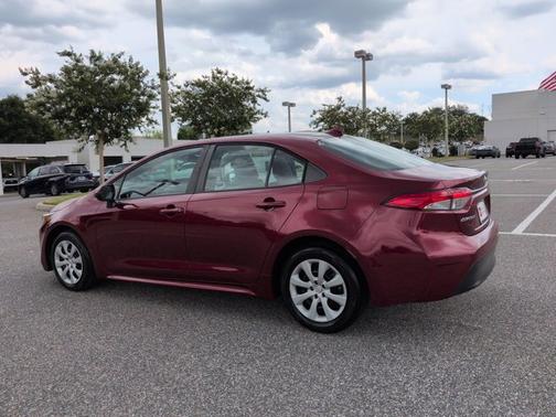 Pearl 2024 Toyota Corolla LE
