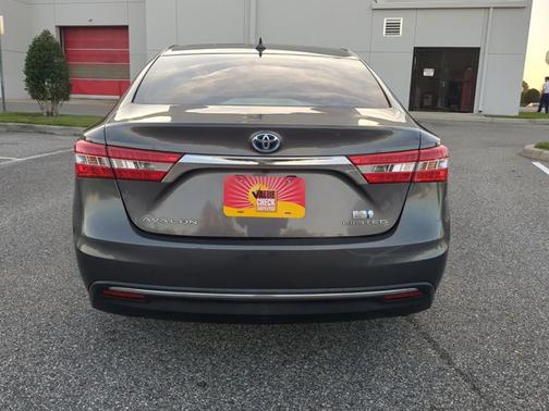 2015 Toyota Avalon Hybrid Limited