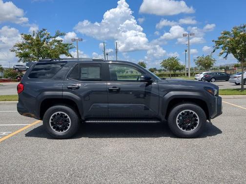 2025 Toyota 4Runner TRD Off Road