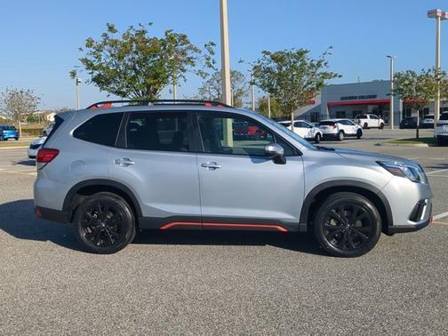 Ice Silver Metallic 2023 Subaru Forester Sport
