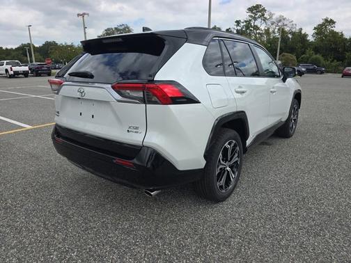 2025 Toyota RAV4 Plug-In Hybrid XSE