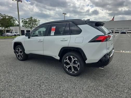 2025 Toyota RAV4 Plug-In Hybrid XSE