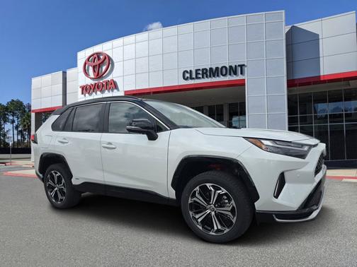 2025 Toyota RAV4 Plug-In Hybrid XSE