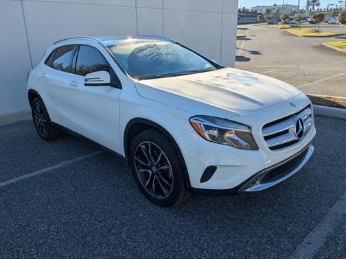 2017 Mercedes-Benz GLA 250 Base
