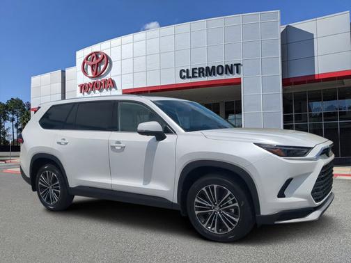 Pearl 2026 Toyota Grand Highlander MAX Platinum