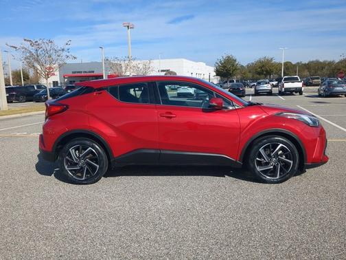2022 Toyota C-HR Limited