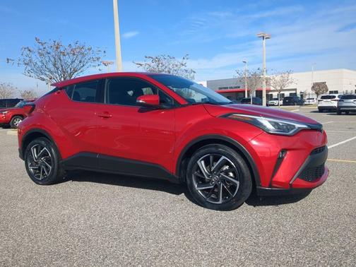 2022 Toyota C-HR Limited