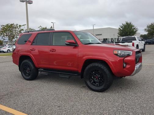 2023 Toyota 4Runner TRD Off Road