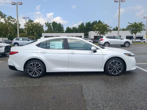 2025 Toyota Camry XLE