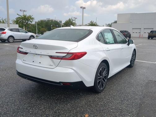 2025 Toyota Camry XLE