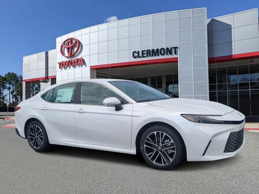 2025 Toyota Camry XLE