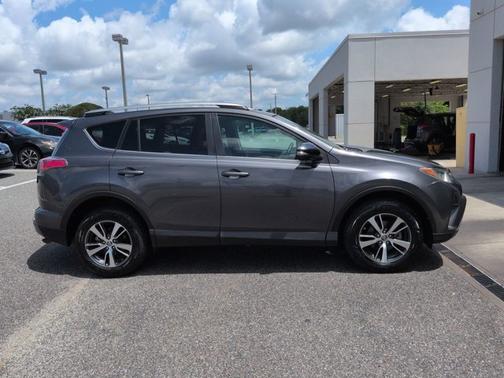 Magnetic Gray Metallic 2017 Toyota RAV4 XLE