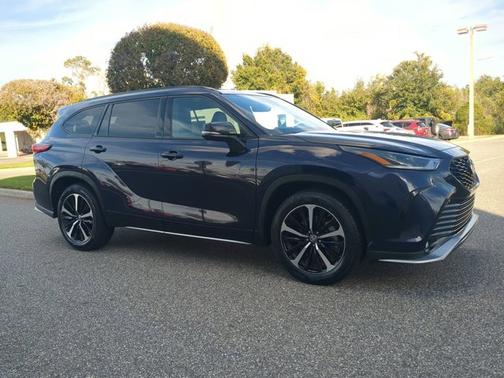 2022 Toyota Highlander XSE