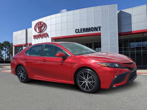 Red 2024 Toyota Camry SE