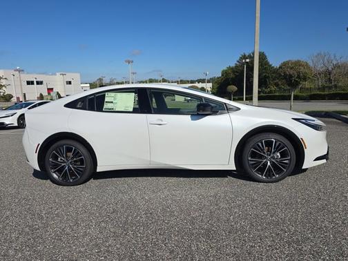 2026 Toyota Prius XLE