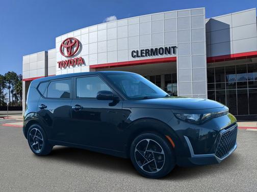 Fusion Black 2023 Kia Soul EX