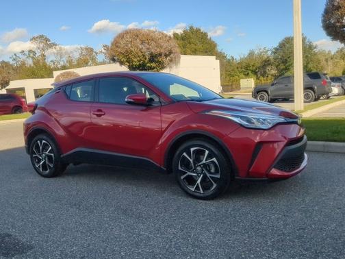 2021 Toyota C-HR XLE