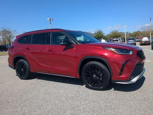 2023 Toyota Highlander XSE
