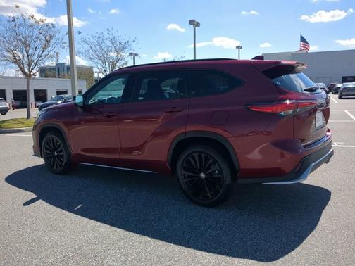 2023 Toyota Highlander XSE