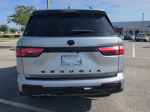 2025 Toyota Sequoia Platinum
