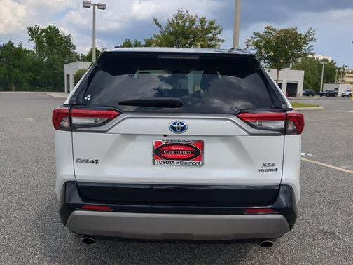 2024 Toyota RAV4 Hybrid XSE