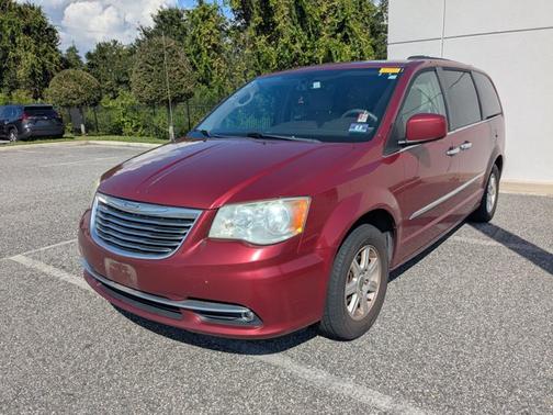 2011 Chrysler Town & Country Touring