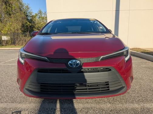 2024 Toyota Corolla Hybrid LE