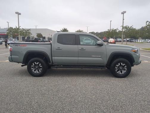 2023 Toyota Tacoma Base