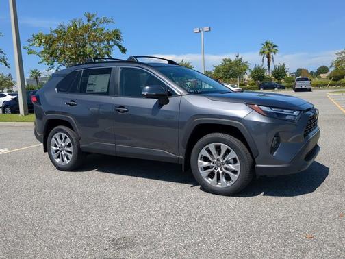 2025 Toyota RAV4 XLE Premium