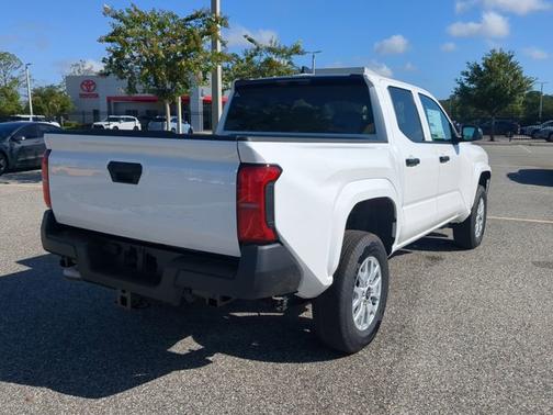 2025 Toyota Tacoma SR