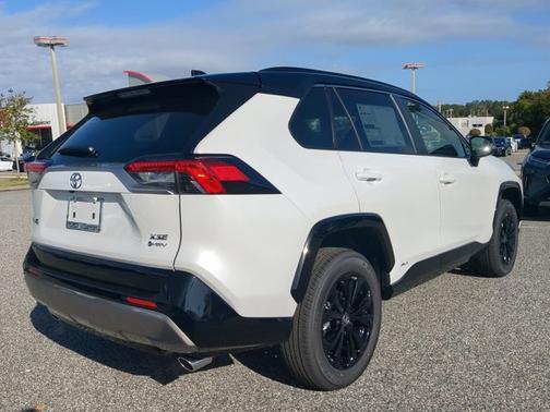 2025 Toyota RAV4 Hybrid XSE