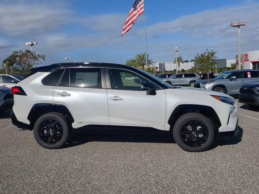 2025 Toyota RAV4 Hybrid XSE