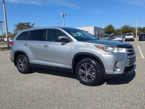 2019 Toyota Highlander LE Plus
