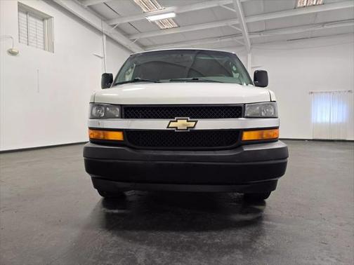 2019 Chevrolet Express 3500 LS