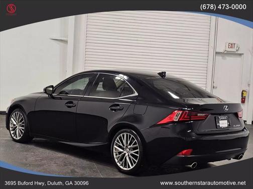 2016 Lexus IS 200t Base