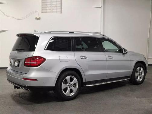 2017 Mercedes-Benz GLS 450 4MATIC