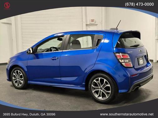 2020 Chevrolet Sonic FWD Hatchback LT 5-Door