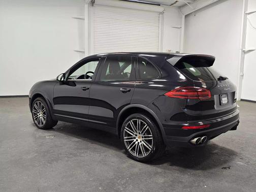 2018 Porsche Cayenne S