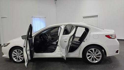 2017 Acura ILX AcuraWatch Plus Package