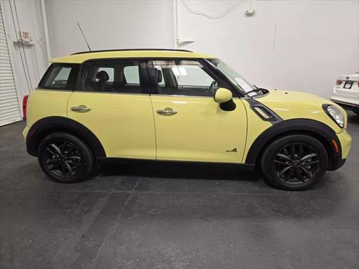 2012 MINI Cooper S Countryman Base