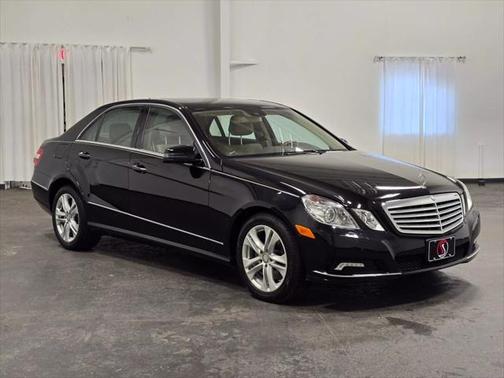 2010 Mercedes-Benz E-Class E 350 4MATIC Sedan 4D