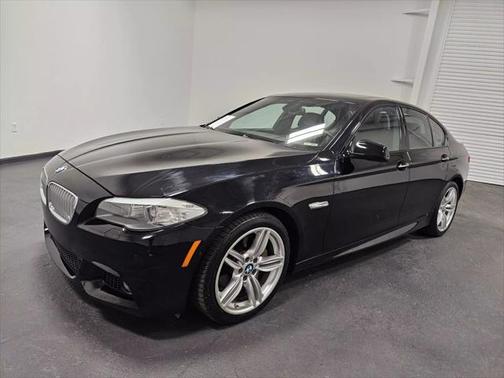 2013 BMW 528 528i Sedan 4D