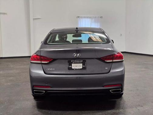 2016 Hyundai Genesis 3.8