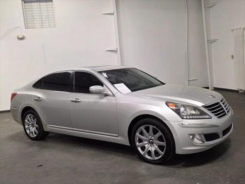 2013 Hyundai Equus Signature