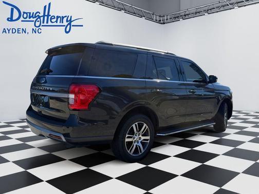 2022 Ford Expedition XLT