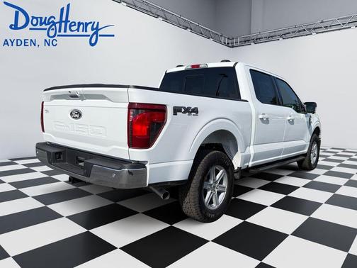 Oxford White 2026 Ford F-150 XLT