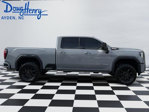 2024 GMC Sierra 2500 AT4