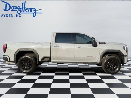 2024 GMC Sierra 2500 AT4