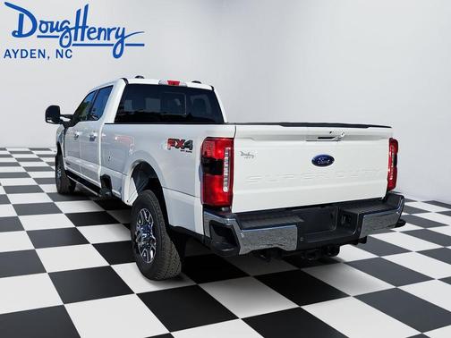 2026 Ford F-350 Lariat Super Duty