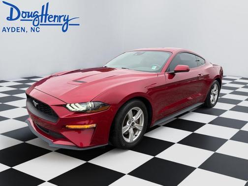 2022 Ford Mustang EcoBoost